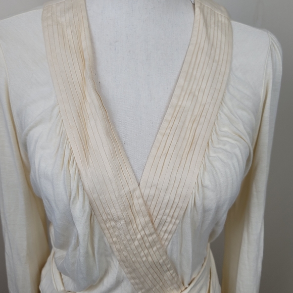 Joie Cream Long Sleeve Wrap Dress size M - Picture 3 of 8